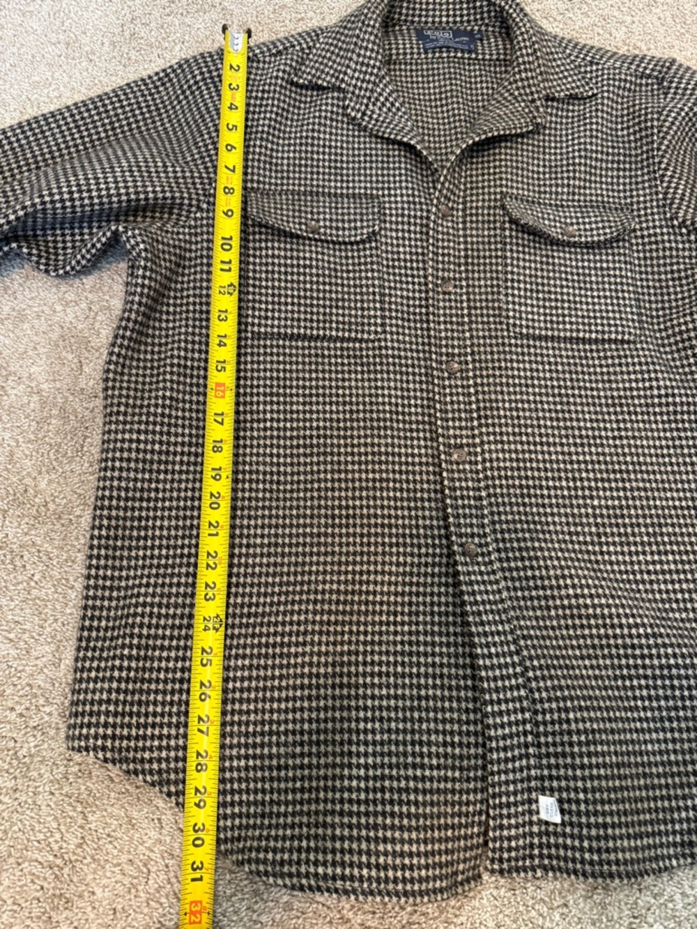 Ralph Lauren Black and Cream Houndstooth Oversized Shirt. - Picture 6 of 9
